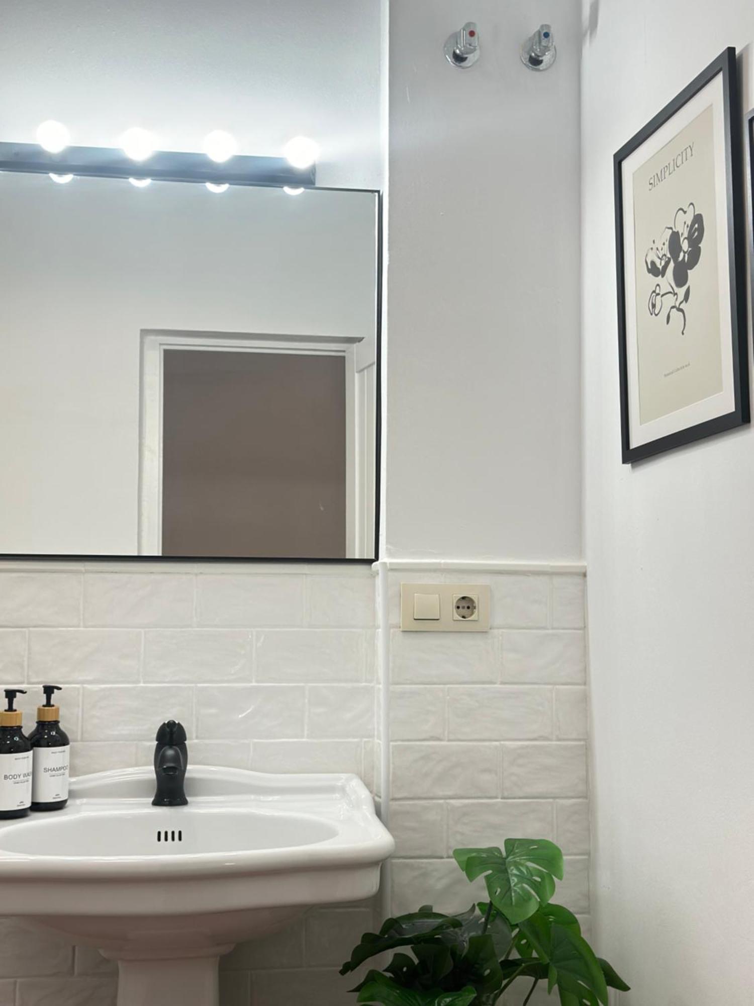 Suite Alameda Sevilla Buitenkant foto